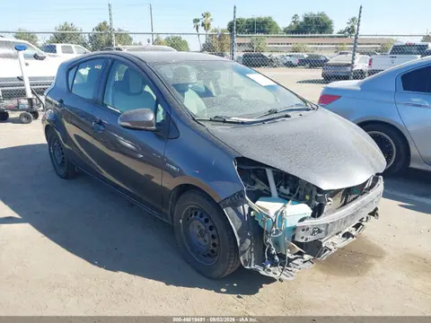 2014 Toyota Prius C One VIN JTDKDTB30E1071562 фото 1