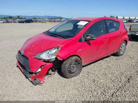 2015 Toyota Prius C One VIN JTDKDTB37F1576662 фото 2