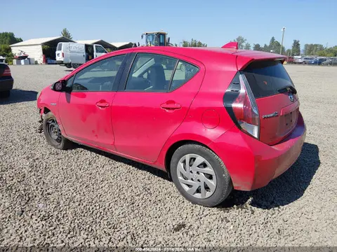 2015 Toyota Prius C One VIN JTDKDTB37F1576662 фото 3