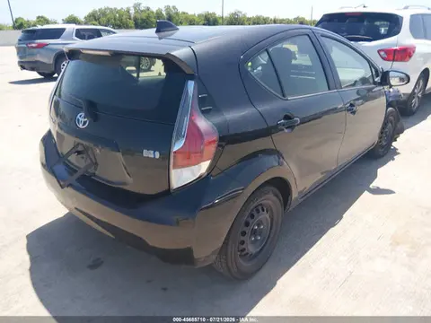 2015 Toyota Prius C One VIN JTDKDTB34F1102068 фото 4