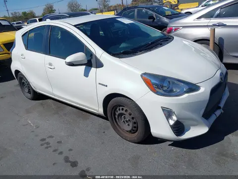 JTDKDTB34G1117557 — 2016 Toyota Prius C One, Естественный износ (Normal Wear & Tear), фото до ремонта