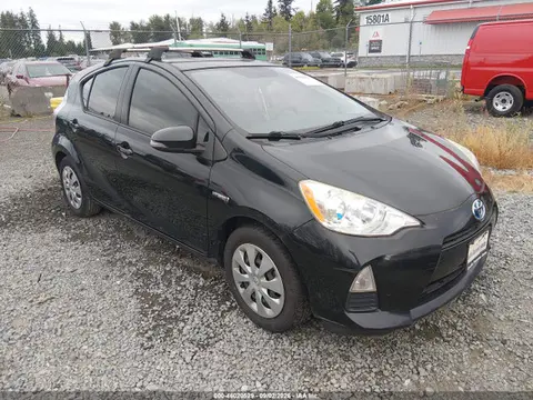 JTDKDTB31E1569897 — 2014 Toyota Prius C Two, Левый бок (Left Side), фото до ремонта
