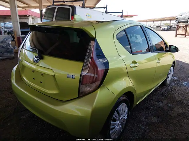 2015 Toyota Prius C Two VIN JTDKDTB3XF1101667 фото 4