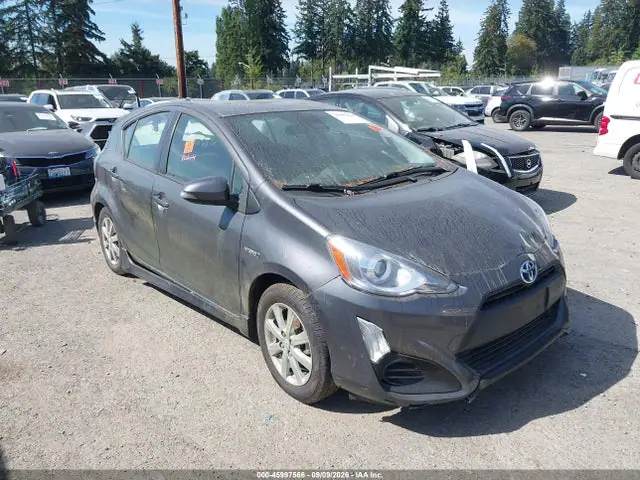 JTDKDTB31H1595887 — 2017 Toyota Prius C Two, Естественный износ (Normal Wear & Tear), фото до ремонта