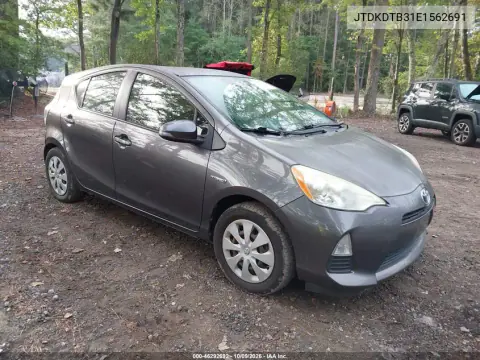 2014 Toyota Prius C Three VIN JTDKDTB31E1562691 фото 2