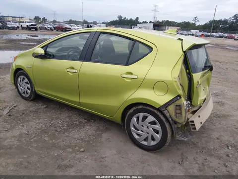 2015 Toyota Prius C Two VIN JTDKDTB30F1094910 фото 4