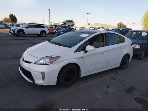 2014 Toyota Prius Four VIN JTDKN3DU2E1749294 фото 2
