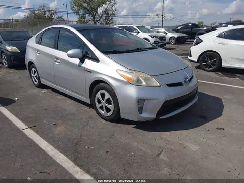 JTDKN3DU4E1774133 — 2014 Toyota Prius Four, Естественный износ (Normal Wear & Tear), фото до ремонта