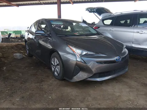 JTDKARFU8G3025032 — 2016 Toyota Prius Four, Задняя часть (Rear), фото до ремонта