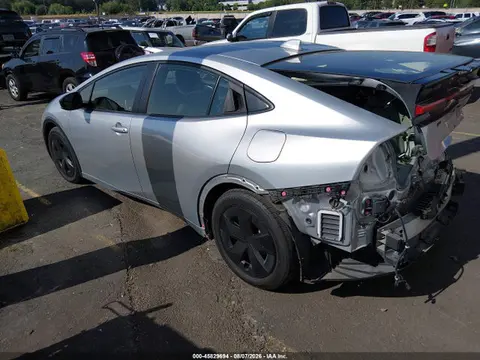 2024 Toyota Prius Le VIN JTDACAAU9R3023551 фото 3