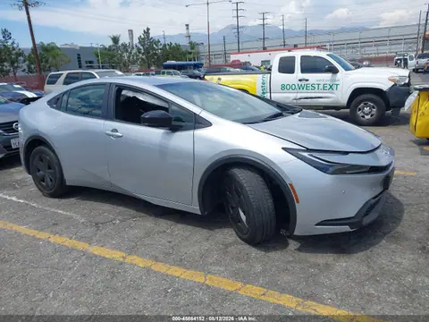 2024 Toyota Prius Le VIN JTDACAAUXR3035112 фото 1