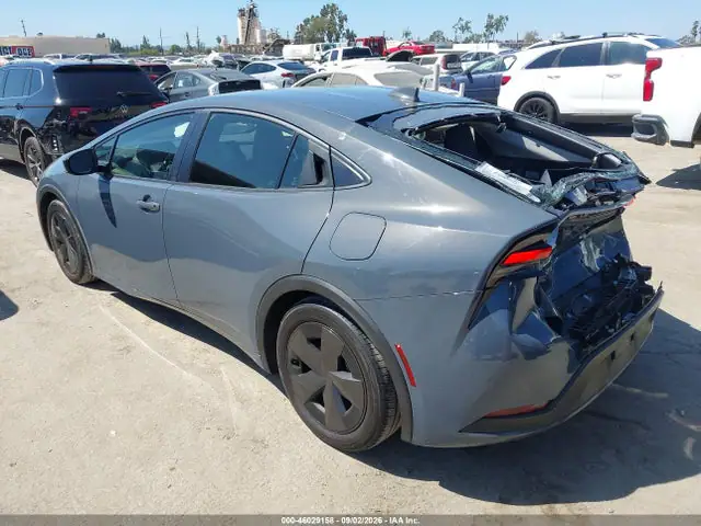 JTDACAAU2R3041583 — 2024 Toyota Prius LE, фото 3 с аукциона IAAI 14.10.2026, Задняя часть