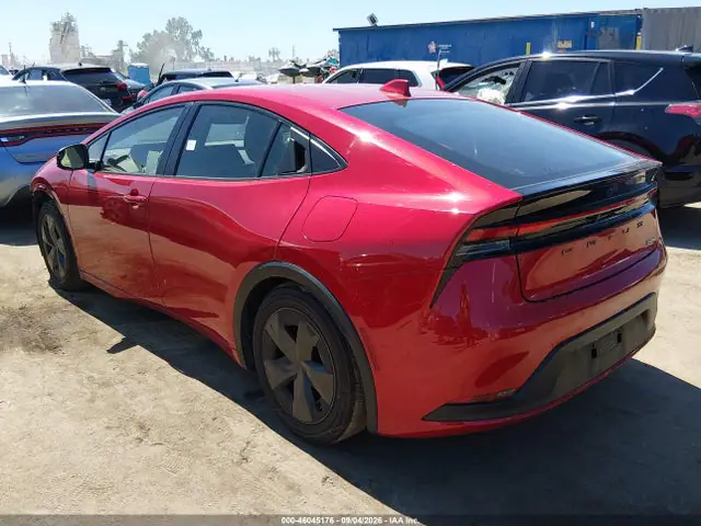 JTDACAAU2R3016005 — 2024 Toyota Prius LE, фото 3 с аукциона IAAI 14.10.2026, Передняя часть