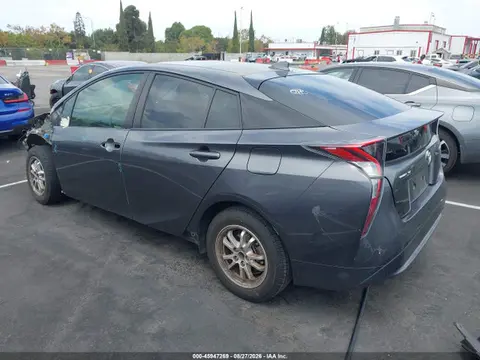 2018 Toyota Prius One VIN JTDKBRFU7J3076557 фото 3
