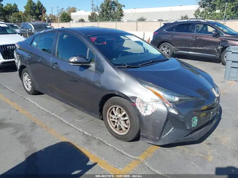 JTDKBRFU4J3601963 — 2018 Toyota Prius One, Естественный износ (Normal Wear & Tear), фото до ремонта
