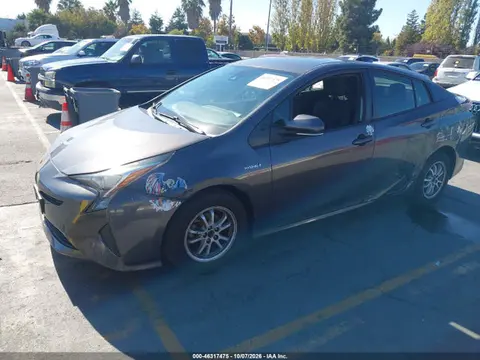 2018 Toyota Prius One VIN JTDKBRFU4J3601963 фото 2