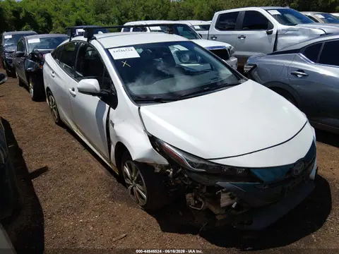 2017 Toyota Prius Prime Advanced VIN JTDKARFP5H3004120 фото 1