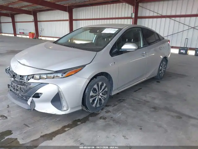 JTDKARFP8L3161357 — 2020 Toyota Prius Prime LE, фото 2 с аукциона IAAI 29.09.2026, Передняя часть