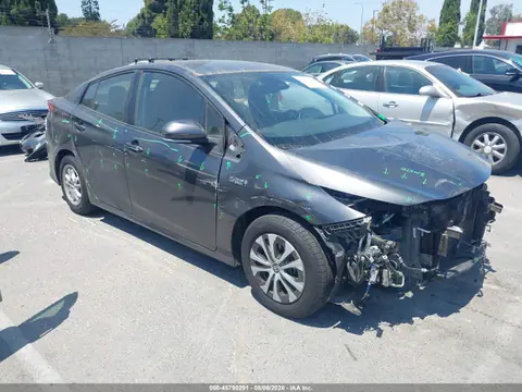 2021 Toyota Prius Prime Le VIN JTDKAMFP7M3180647 фото 1