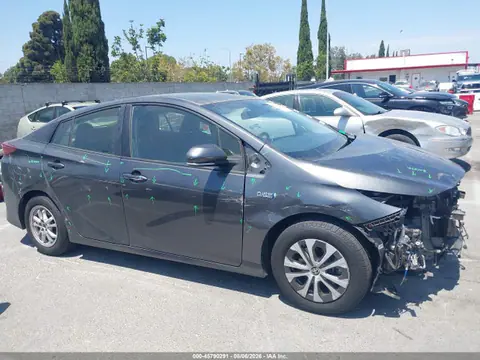 2021 Toyota Prius Prime Le VIN JTDKAMFP7M3180647 фото 14