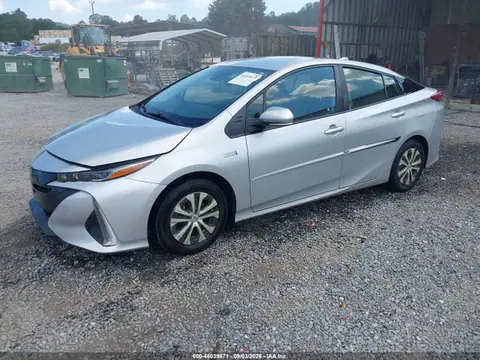 2021 Toyota Prius Prime Le VIN JTDKAMFP0M3187939 фото 2