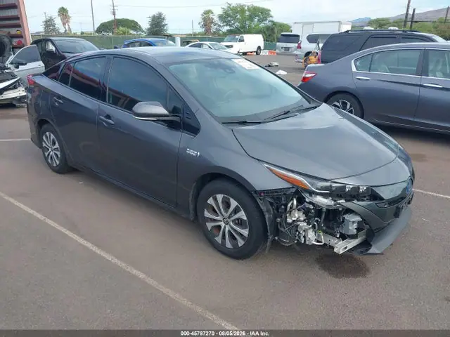 JTDKARFP9L3127993 — 2020 Toyota Prius Prime Limited, Передняя часть (Front End), фото до ремонта