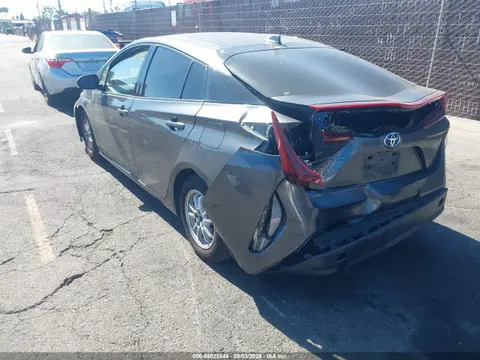 2017 Toyota Prius Prime Plus VIN JTDKARFP3H3065921 фото 3