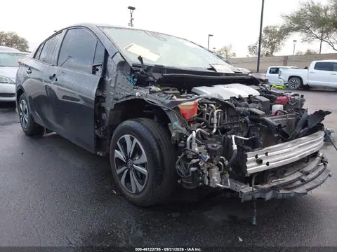2017 Toyota Prius Prime Premium VIN JTDKARFP2H3062573 фото 1