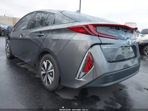 2017 Toyota Prius Prime Premium VIN JTDKARFP2H3062573 фото 3