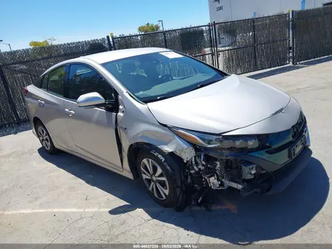 JTDKARFP7K3111810 — 2019 Toyota Prius Prime Premium, Передняя часть (Front End), фото до ремонта
