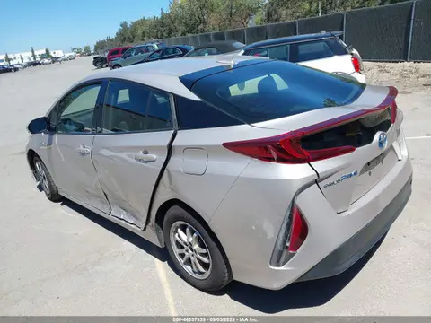 2019 Toyota Prius Prime Premium VIN JTDKARFP7K3111810 фото 3