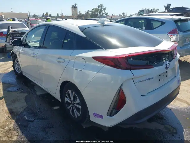 JTDKARFP4K3116186 — 2019 Toyota Prius Prime Premium, фото 3 с аукциона IAAI 14.10.2026, Передняя часть слева
