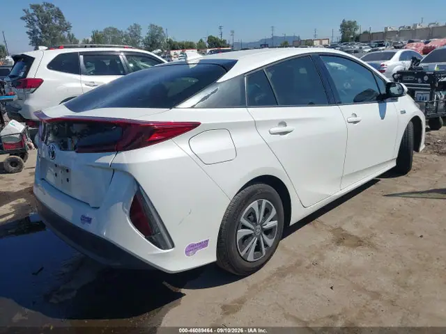 JTDKARFP4K3116186 — 2019 Toyota Prius Prime Premium, фото 4 с аукциона IAAI 14.10.2026, Передняя часть слева