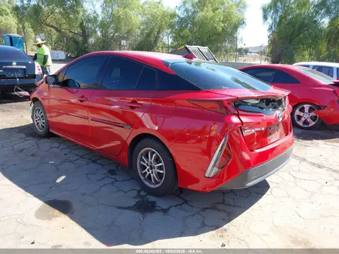 2019 Toyota Prius Prime Premium VIN JTDKARFPXK3119786 фото 3