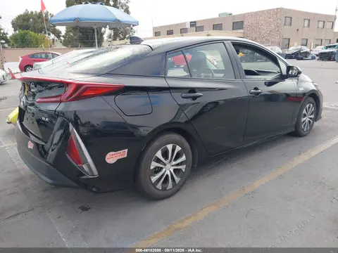 2020 Toyota Prius Prime Xle VIN JTDKARFP2L3147101 фото 4
