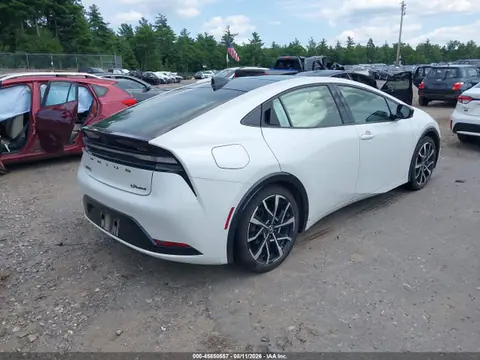 2024 Toyota Prius Prime Xse VIN JTDACACUXR3018890 фото 4