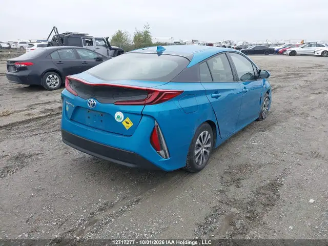 JTDKAMFP9M3195683 — 2021 Toyota Prius Prime, фото 4 с аукциона IAAI 14.10.2026, Правый бок