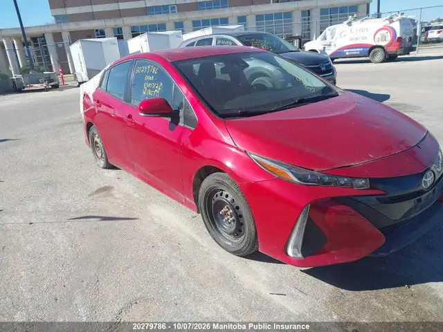 JTDKAMFP8M3180799 — 2021 Toyota Prius Prime, Заднее стекло (Rear Window), фото до ремонта