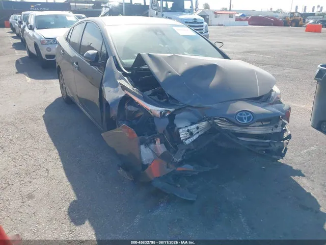 2016 Toyota Prius Three Touring VIN JTDKARFU5G3015915 фото 1