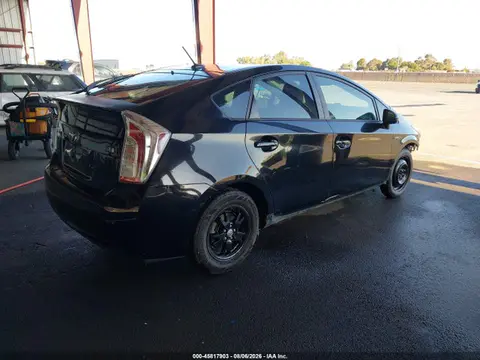 2014 Toyota Prius Three VIN JTDKN3DU3E0383478 фото 4
