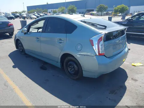 2015 Toyota Prius Three VIN JTDKN3DU6F1959821 фото 3