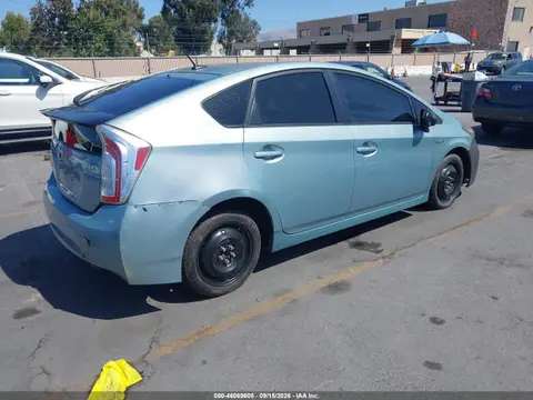 2015 Toyota Prius Three VIN JTDKN3DU6F1959821 фото 4
