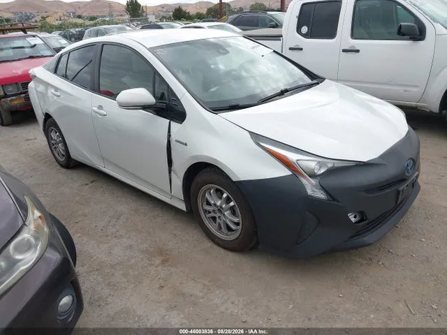2017 Toyota Prius Three VIN JTDKARFU8H3037943 фото 1