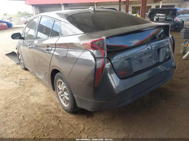 JTDKARFU1G3512430 — 2016 Toyota Prius Two Eco, фото 3 с аукциона IAAI 13.10.2026, Передняя часть