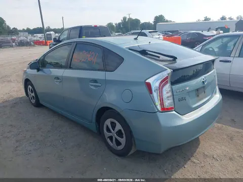 2014 Toyota Prius Two VIN JTDKN3DU8E1782882 фото 3