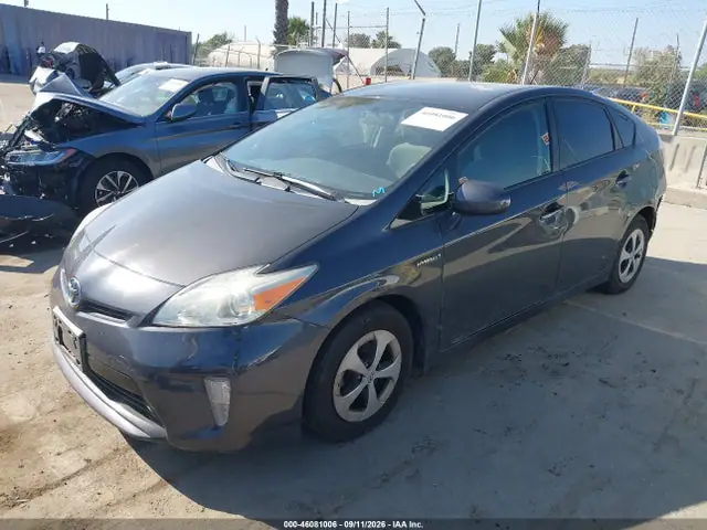 JTDKN3DU4E0391203 — 2014 Toyota Prius Two, фото 2 с аукциона IAAI 14.10.2026, Задняя часть