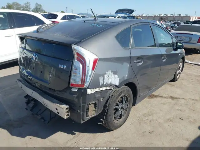 JTDKN3DU4E0391203 — 2014 Toyota Prius Two, фото 4 с аукциона IAAI 14.10.2026, Задняя часть