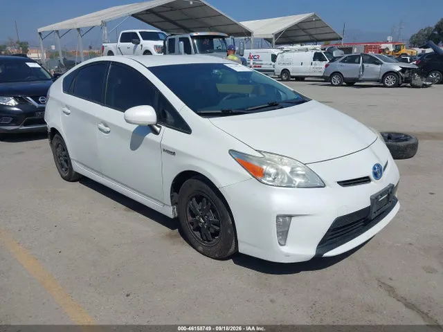 2014 Toyota Prius Two VIN JTDKN3DU3E1743293 фото 1