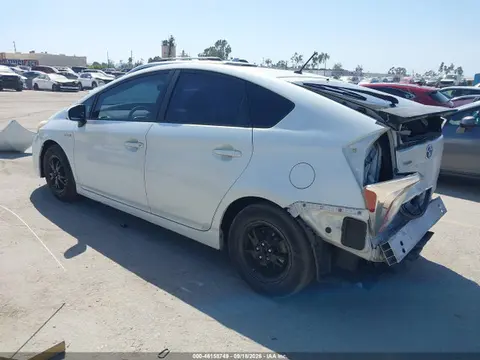 2014 Toyota Prius Two VIN JTDKN3DU3E1743293 фото 3