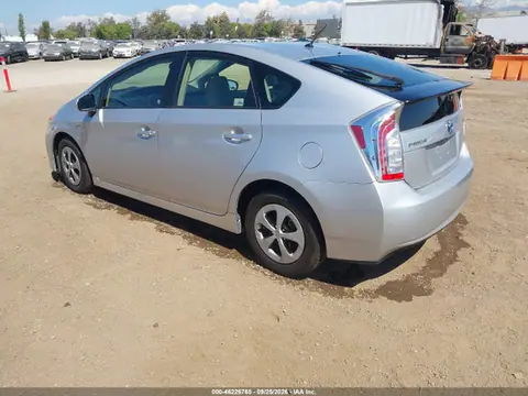 2014 Toyota Prius Two VIN JTDKN3DU3E1771305 фото 3